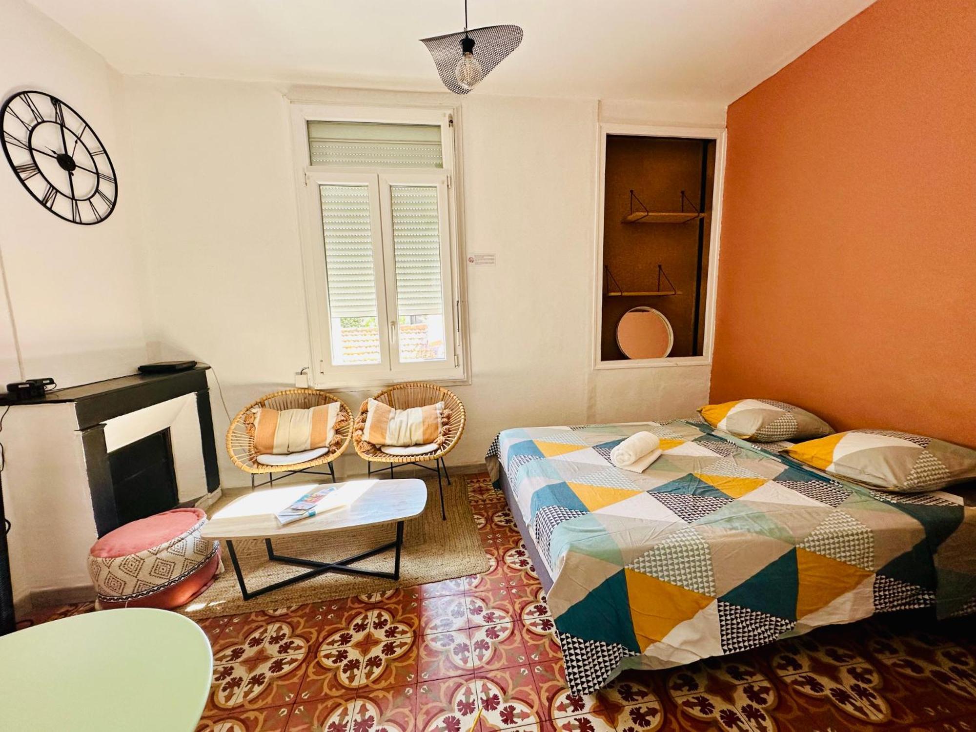 Can Py Studio - Confort Et Wifi Idealement Situe Entre Fac, Centre Et Gare Perpignan Bagian luar foto